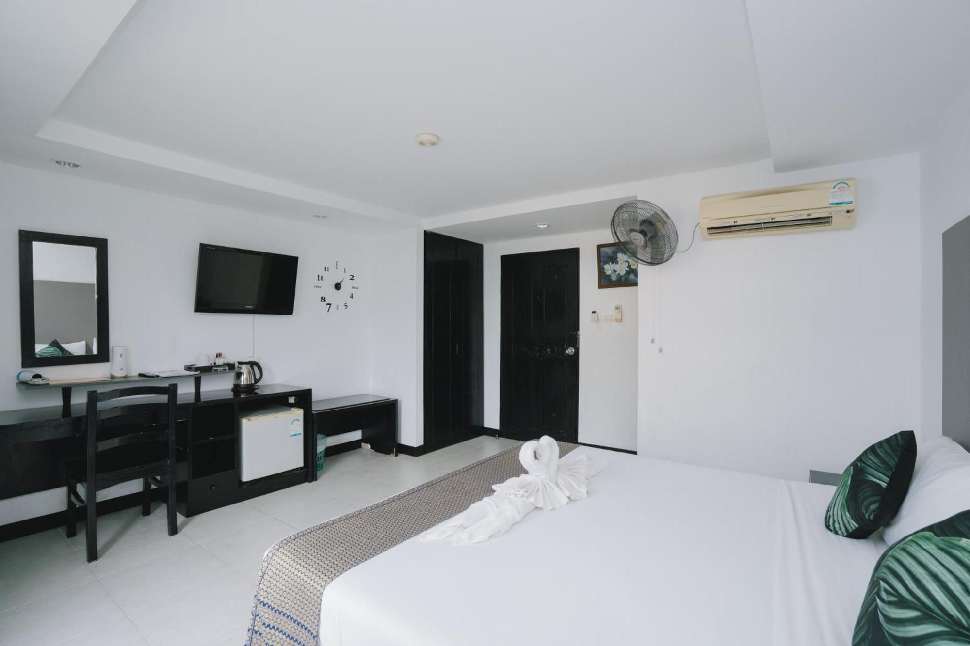 فندق Noble House Patong المظهر الخارجي الصورة